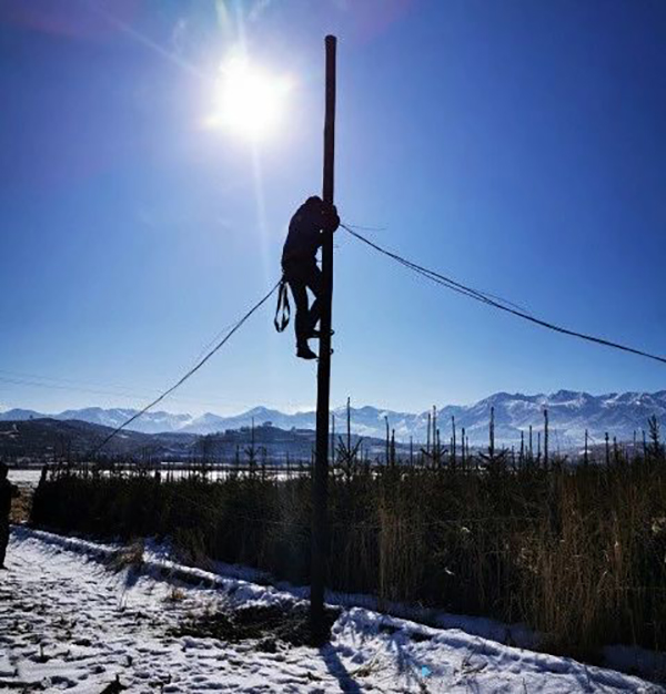 ���շ����ˆT��ѩ��ʩ��˲�g