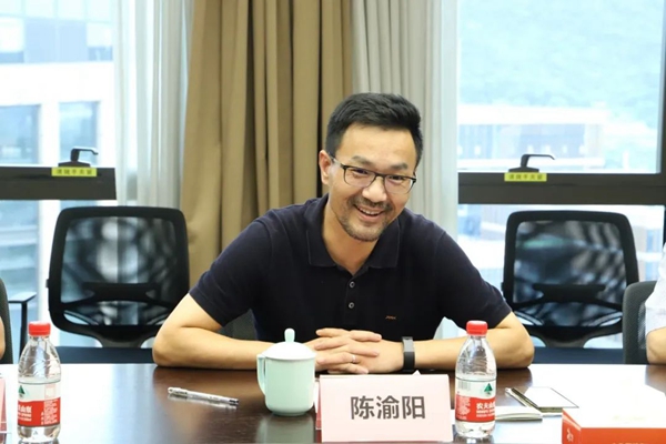 �������r(n��ng)�����L(zh��ng)����(y��ng)