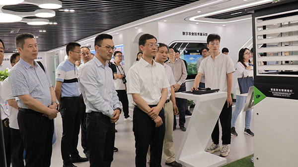 �x���A����һ�Ѕ��^�������r(n��ng)�ǻ�չ�d